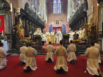 Abp Kupny: duchowny nie jest menadżerem tylko ojcem