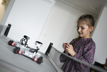 RoboSfera bez Barier – bezpłatne warsztaty z robotyki dla dzieci z niepełnosprawnościami