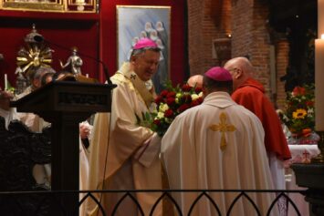 Dziewiąta rocznica ingresu abp Kupnego do katedry wrocławskiej