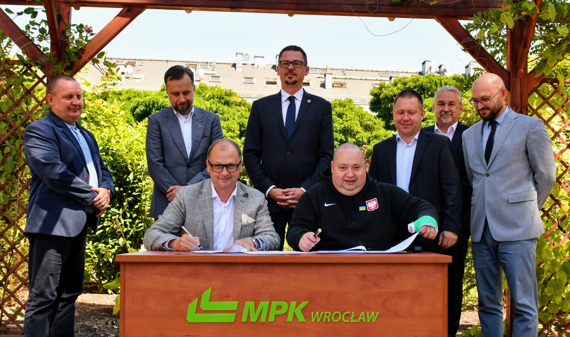MPK Wrocław elektryczny autobus podpisanie umowy