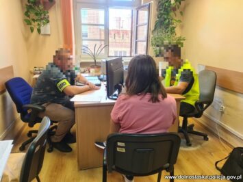 Matka z córką ukradły prawie 4,5 mln złotych!