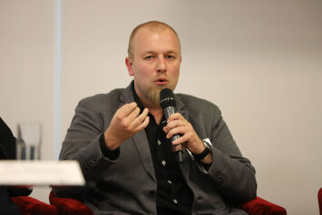 Młodzieżowe Słowo Roku 2022