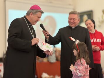 Abp Kupny: W Boże Narodzenie nikt nie może być sam