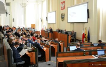 Apel radnych PiS do rządu ws. finansowania wojewódzkich szpitali