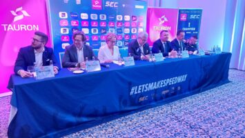 Żużlowe emocje z TAURONEM