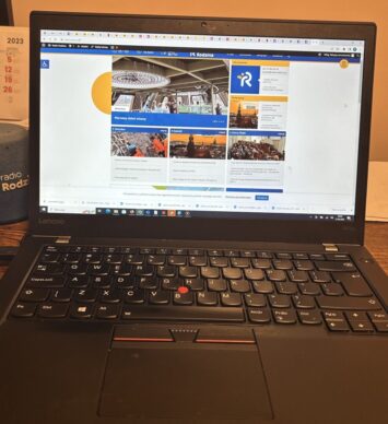 Czy czwartoklasiści otrzymają laptopy mimo braku pieniędzy z KPO?