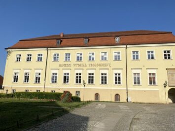 PWT z najwyższą kategorią nauczania A+