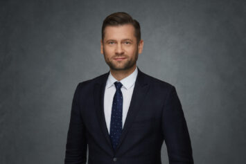 Minister K.Bortniczuk: Na naszych barkach spoczywa obowiązek pokazywania światu na czym polega konflikt Rosji z Ukrainą