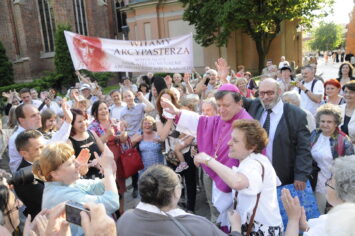 Tak było 10 lat temu. Ingres arcybiskupa Józefa Kupnego [ZOBACZ GALERIĘ]