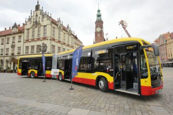 Pierwszy autobus elektryczny już od września we Wrocławiu