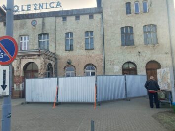 Wykonawca remontu Dworca PKP rozpoczął przygotowania do remontu