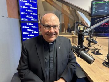 Ojciec bp Jacek Kiciński: Czy katolicy mogą dziś randkować?