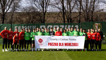 Śląsk Wrocław gra z Caritas Polska
