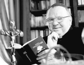 Zmarł abp Marian Gołębiewski