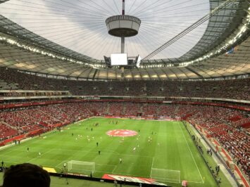 Rady wrocławian dla polskich piłkarzy przed meczem z Austrią 