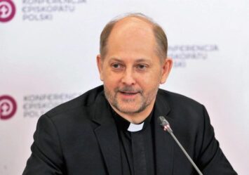 Rzecznik KEP ks. Leszek Gęsiak: Brak przedmiotu aksjologicznego w szkole ogromnym błędem