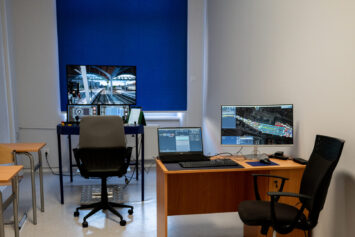 Nowoczesny symulator lokomotywy elektrycznej w Zespole Szkół Logistycznych. To pierwsze tego typu urządzenie we wrocławskiej placówce