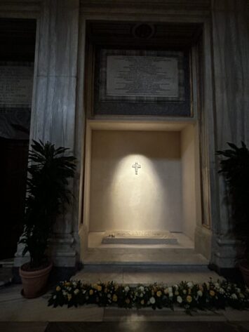 Dolnoślązacy na grobie papieża Franciszka. Dzielą się swoimi przeżyciami