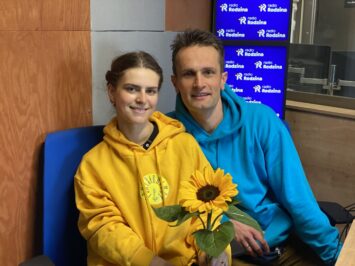 Dźwięki z plecaka w Parku Słonecznym na Gaju