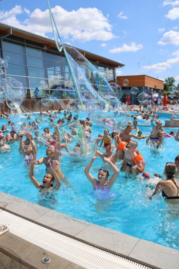 Summer party i pokaz samby w Aquaparku Wrocław