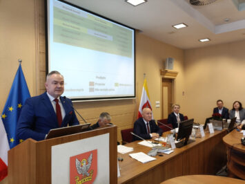 Burmistrz Oleśnicy – Adam Horbacz uzyskał dzisiaj wotum zaufania i absolutorium z wykonania budżetu za 2024 rok