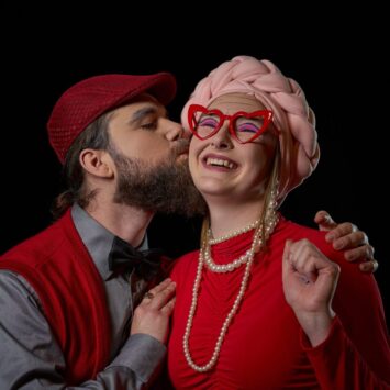 K. Karolak: Zapolska potrafi w subtelny sposób pokazać ludzką naturę