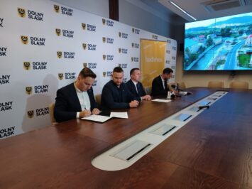 Remont drogi łączącej Kamieniec Ząbkowicki z Lądkiem-Zdrojem