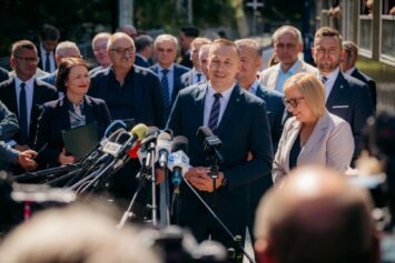 Dolny Śląsk pionierem kolei wodorowej – podpisano umowę na rozwój produkcji