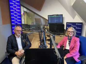 Pamięć zbiorowa – kto tworzy naszych bohaterów?