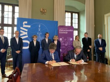 Wrocławska „Trójka” i Uniwersytet Wrocławski zacieśniają współpracę