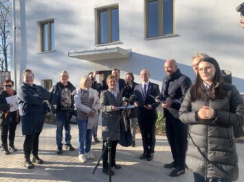 Mieszkańcy otrzymali klucze do mieszkań komunalnych