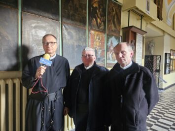 Jak przebiega adwent w parafii Nawiedzenia NMP w Bardzie?