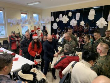 Paczki Dobrych Relacji trafiły do potrzebujących