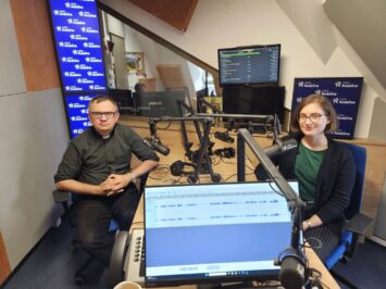 Gienek – pluszowy mnich, który uczy wiary. Rozmowa z ks. Piotrem Narkiewiczem i Magdaleną Orańską z wydawnictwa TUM