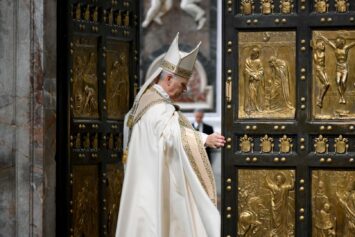 Papież zamknął Drzwi Święte w Bazylice św. Piotra