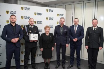 Nowoczesne wsparcie dla OSP. Strażacy z Dolnego Śląska przeszkoleni do obsługi dronów