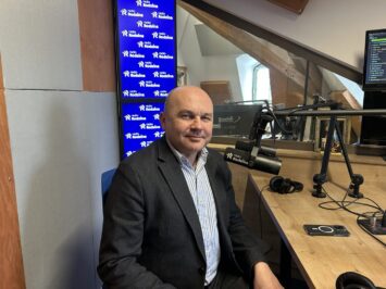 Wicemarszałek Wojciech Bochnak w audycji „Dolny Śląsk z bliska” o igrzyskach, turystyce i wyborach w KO