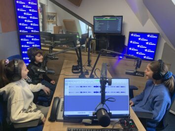 Wizyta słuchaczy w Radiu Rodzina