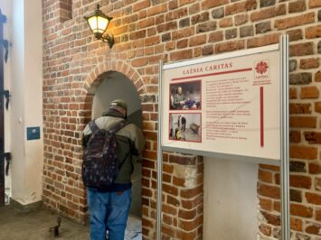 Wrocławska Caritas: Jałmużna pomaga przetrwać tym najuboższym