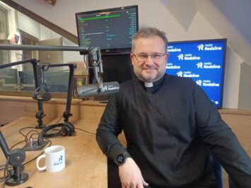 Wejdź w Wielki Tydzień z muzyką pasyjną. Parafia w Wierzbicach zaprasza na koncert