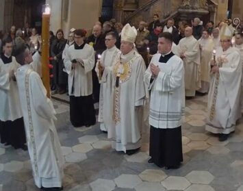 Wigilia Paschalna w Katedrze Wrocławskiej [HOMILIA]