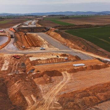 Budowa S8 pod Wrocławiem nabiera tempa. Sprawdzamy jak idą prace