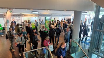 Targi pracy we Wrocławiu, eksperci: Rynek się zmienia, ofert jest mniej