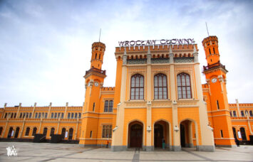 Pilne: Awaria na kolei i odwołane pociągi ze stacji Wrocław Główny