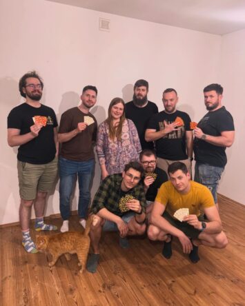 Improwizowane Poniedziałki grają w czerwcu dla Adama