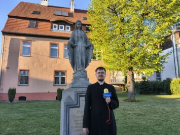 Ks. Wojciech Borowski: W przygotowaniu do I Komunii ważne jest świadectwo autentycznej wiary