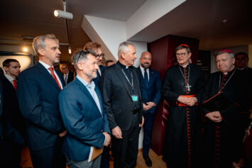 Wrocławska „Odwaga wyciągniętej ręki” w finale plebiscytu „Wydarzenie Historyczne Roku!”