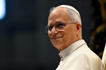 Leon XIV na spotkaniu młodych w Asyżu. W 2028 roku papież może odwiedzić Polskę