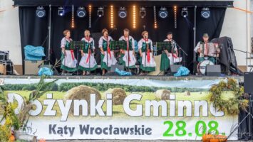 Dożynki Gminne w Kątach Wrocławskich. Kącka Komunikacja Autobusowa bezpłatna dla pasażerów