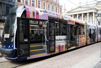 BookTram w trasie. W tramwaju linii 10 spotkamy dziennikarzy Radia Rodzina
